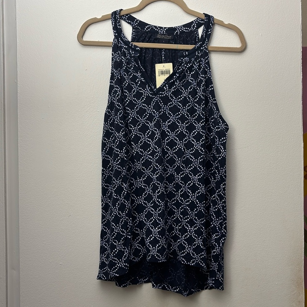 Lucky Brand sleeveless vneck top sz Large NWT